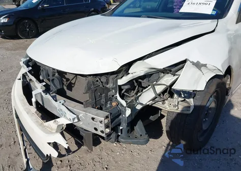 2017 Nissan Altima 2.5 S z USA, uszkodzony, nr VIN 1N4AL3AP2HN364093